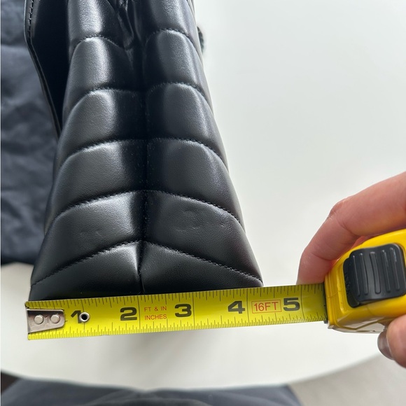 NEW Saint Laurent Loulou Medium Quilted Leather Shoulder Bag - Picture 11 of 12